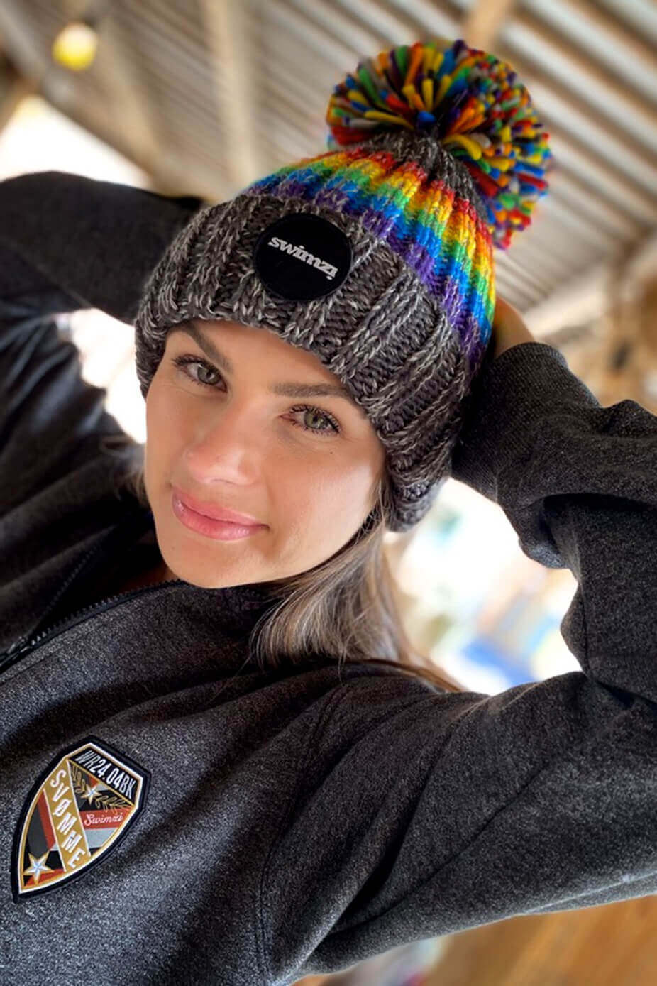 Grapite Rainbow Reflective – Super Bobble Hat